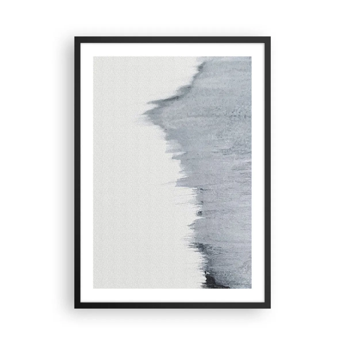 Poszter fehér keretben - Egy absztrakt kompozíció szürke árnyalatokban, dinamikus ecsetvonásokkal. - 50x70cm - Titokzatos felvétel - Modern fali dekoráció nappalihoz és hálószobához ARTTOR