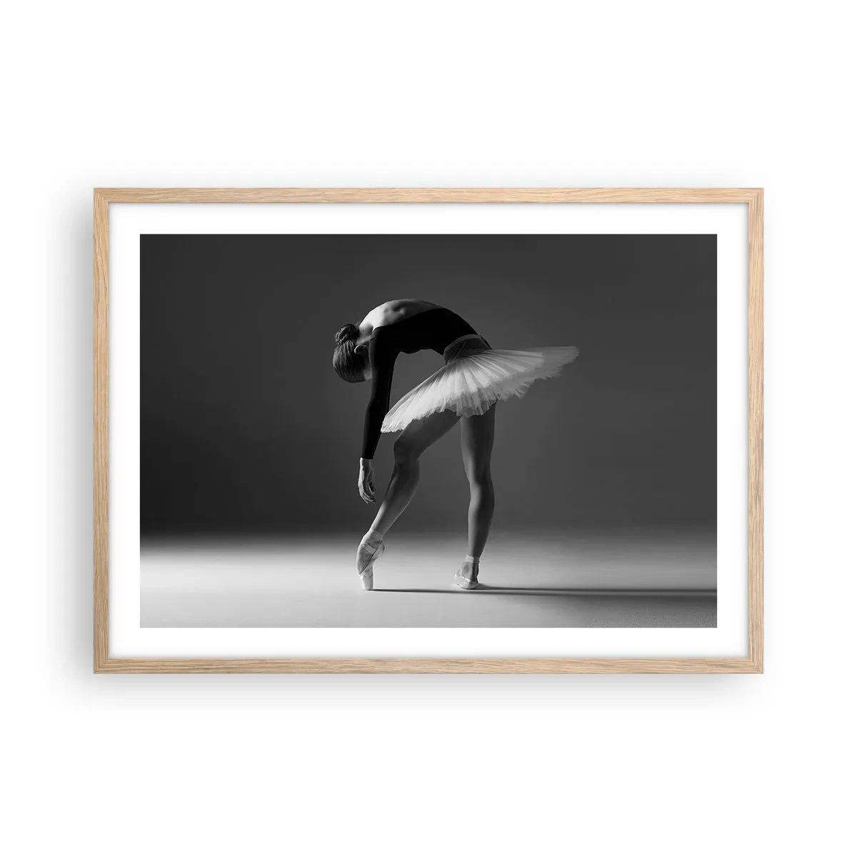 Poszter világos tölgy keretben - Bella balerina - 70x50 cm