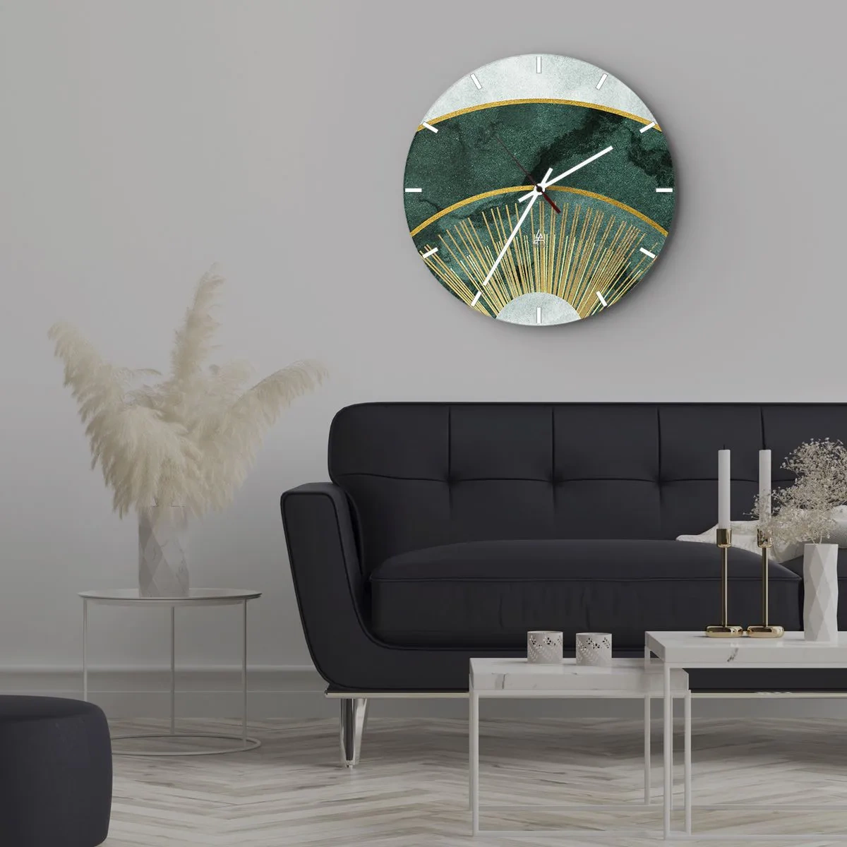 Falióra, Óra - Zöld és arany grafika napfelkeltét idéző sugarakkal - 30x30cm - Egy másik naprendszer - Modern fali dekoráció nappalihoz, konyhához és hálószobához ARTTOR