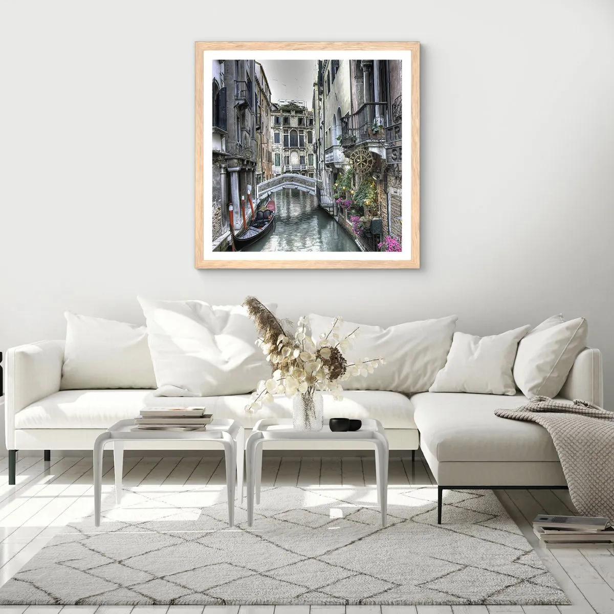 Poszter világos tölgy keretben - Évszázadokon át néma elmélkedésben - 40x40 cm