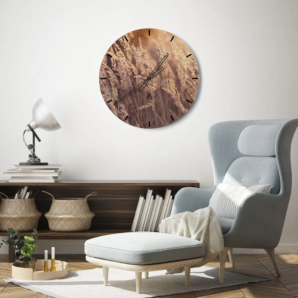 Falióra, Óra - Aranyló fűszálak az őszi naplemente fényében - 30x30cm - Készen az ősz fogadására - Modern fali dekoráció nappalihoz, konyhához és hálószobához ARTTOR