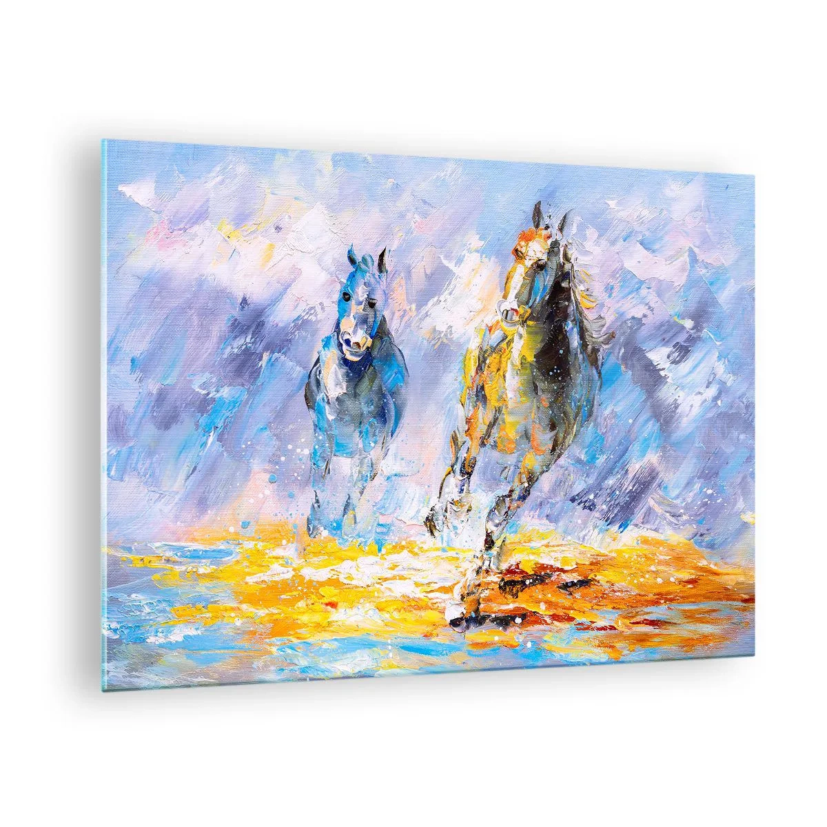 Üveg kép - Két ló vágtat át a vízen művészi stílusban - 70x50cm - Átvágtatva a vakító fényen - Modern fali dekoráció nappalihoz és hálószobához ARTTOR