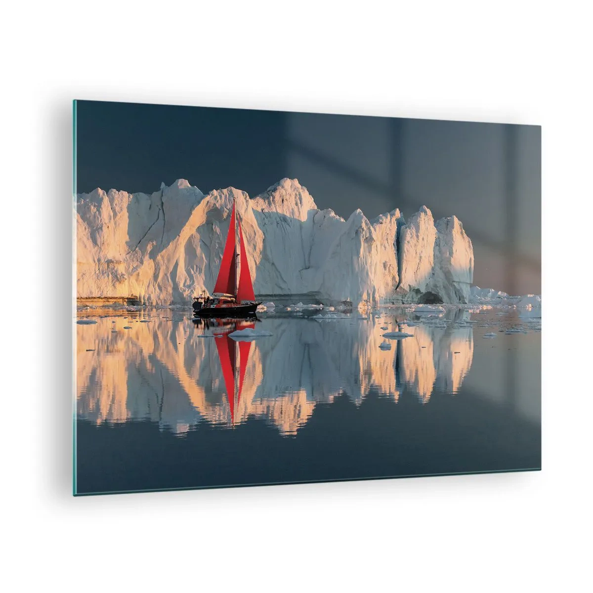 Üveg kép - Egy piros vitorlás vitorlás a jéghegyek közelében naplementekor - 70x50cm - A világ peremén - Modern fali dekoráció nappalihoz és hálószobához ARTTOR