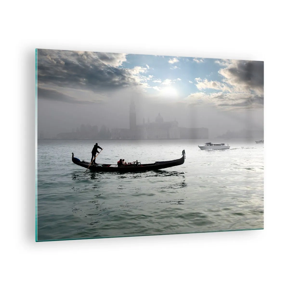 Üveg kép - Gondola Velence vizén egy ködös reggelen - 70x50cm - Egy mesés város vízből és ködből - Modern fali dekoráció nappalihoz és hálószobához ARTTOR