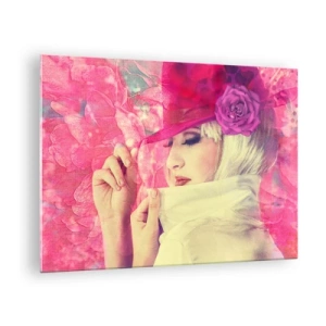 Üveg kép - Illusztráció egy nőről rózsaszín kalapban és egy virággal a háttérben - 70x50cm - Retro portré rózsaszín ködben - Modern fali dekoráció nappalihoz és hálószobához ARTTOR