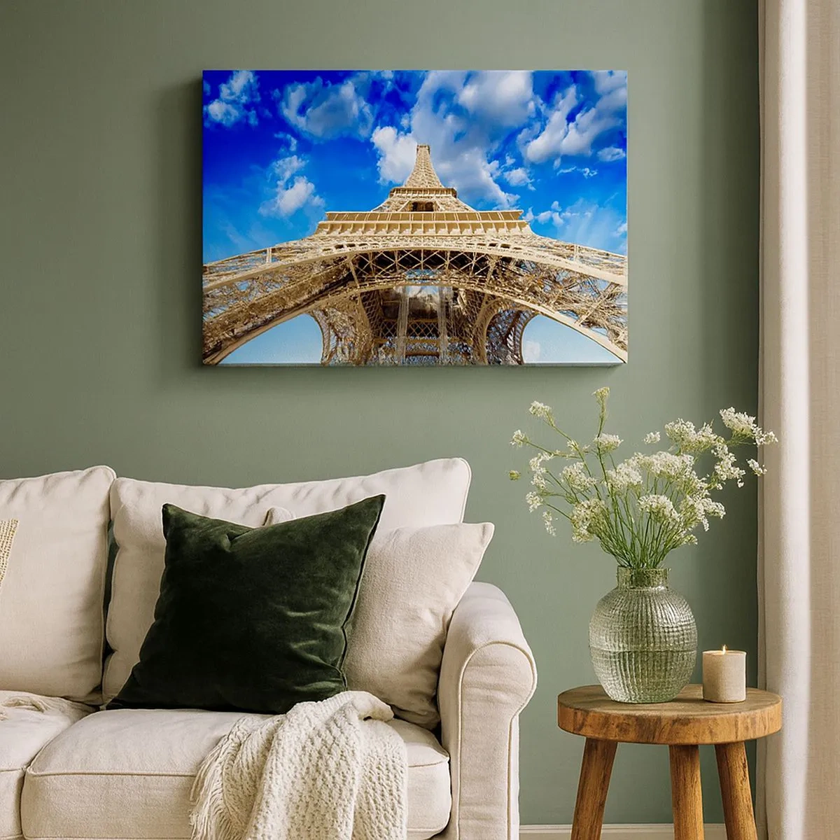 Vászonkép - Az Eiffel-torony alulról a kék ég hátterében - 70x50cm - Az ég és a felhők felé nyúlva - Modern fali dekoráció nappalihoz és hálószobához ARTTOR