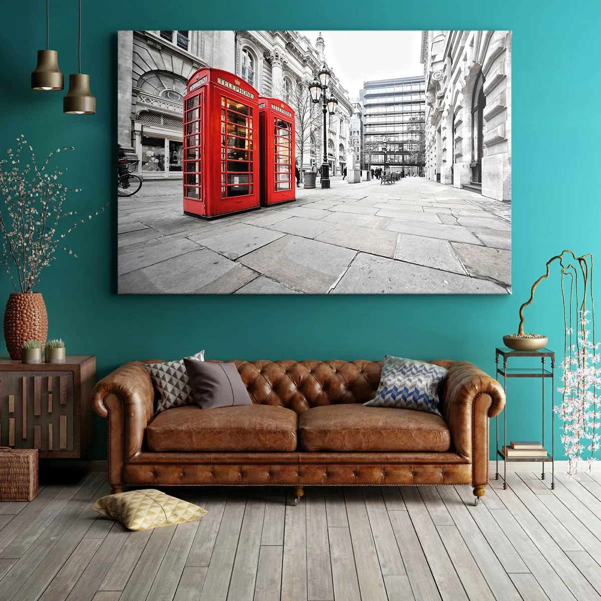 Vászonkép - Piros telefonfülkék a városi táj hátterében - 70x50cm - Welcome to London - Modern fali dekoráció nappalihoz és hálószobához ARTTOR