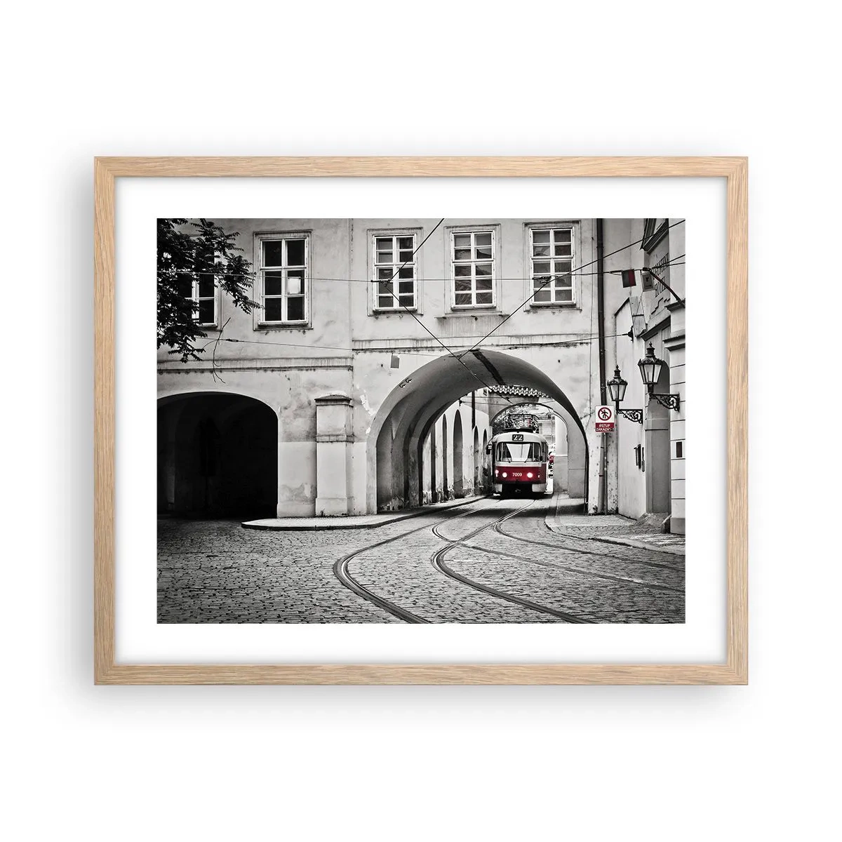 Poszter világos tölgy keretben - A város labirintusán keresztül - 50x40 cm
