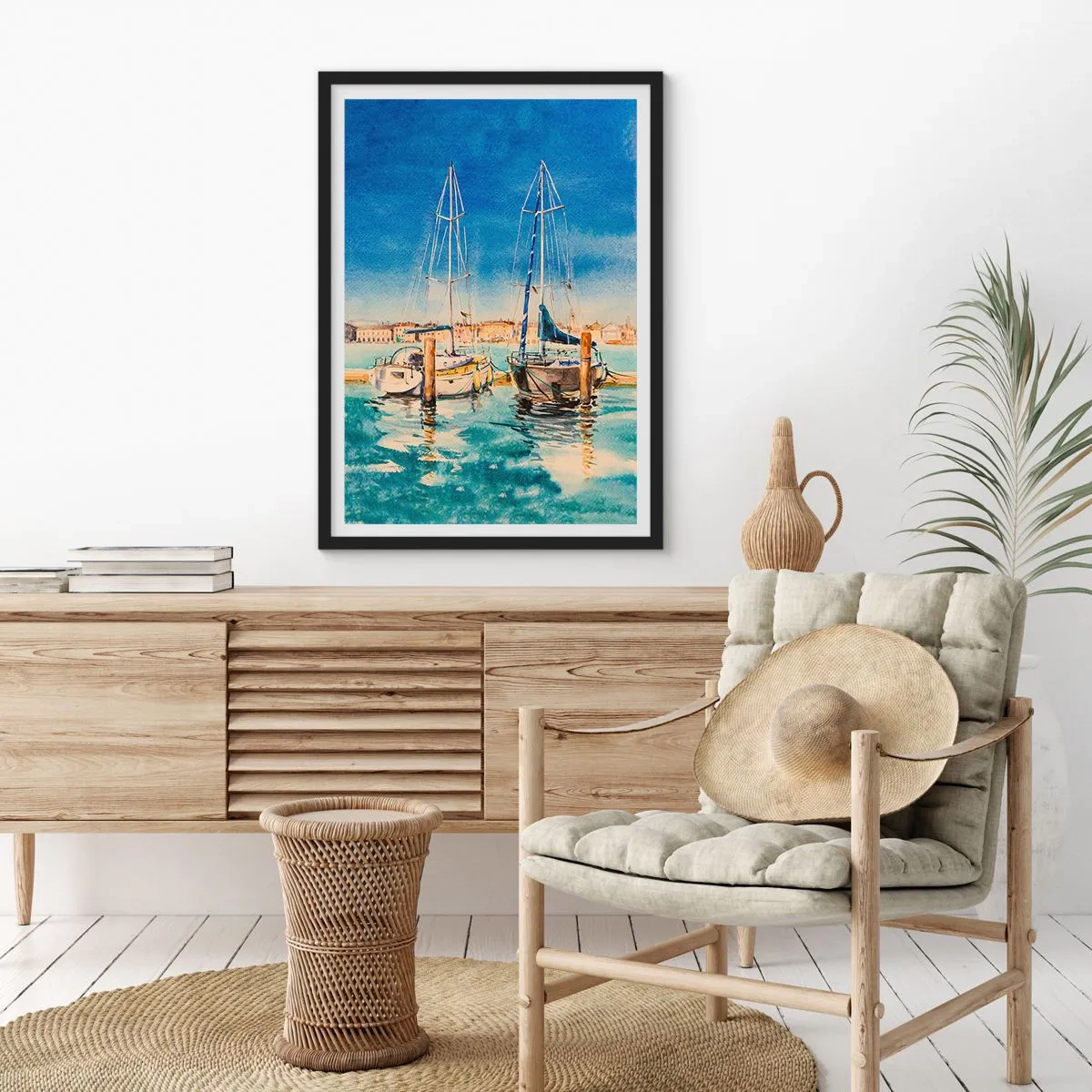 Poszter fehér keretben - Akvarell illusztráció vitorlásokról egy kék lagúna hátterében egy napsütéses napon. - 50x70cm - Napos lagúna - Modern fali dekoráció nappalihoz és hálószobához ARTTOR