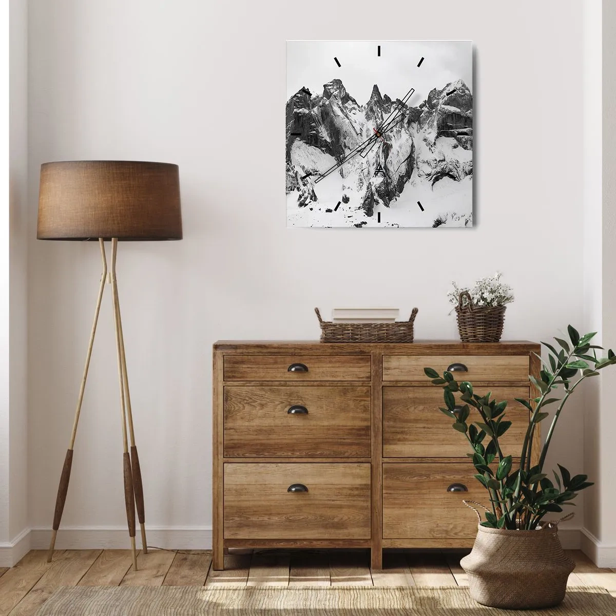 Falióra, Óra - Rémes gránit hegygerinc - 40x40 cm