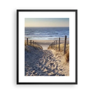 Poszter fehér keretben - A tenger hangja, a madarak éneke, egy vad tengerpart a fű között... - 40x50 cm