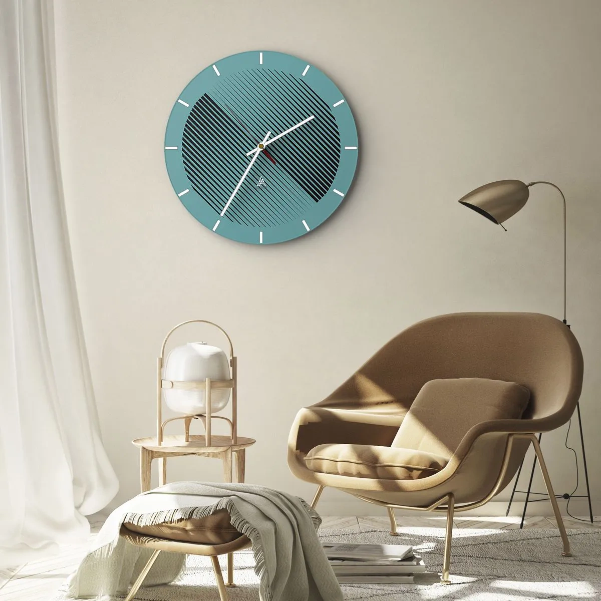 Falióra, Óra - Türkiz háttér fekete átlós vonalakkal geometrikus elrendezésben - 30x30cm - A kör - egy geometriai variáció - Modern fali dekoráció nappalihoz, konyhához és hálószobához ARTTOR