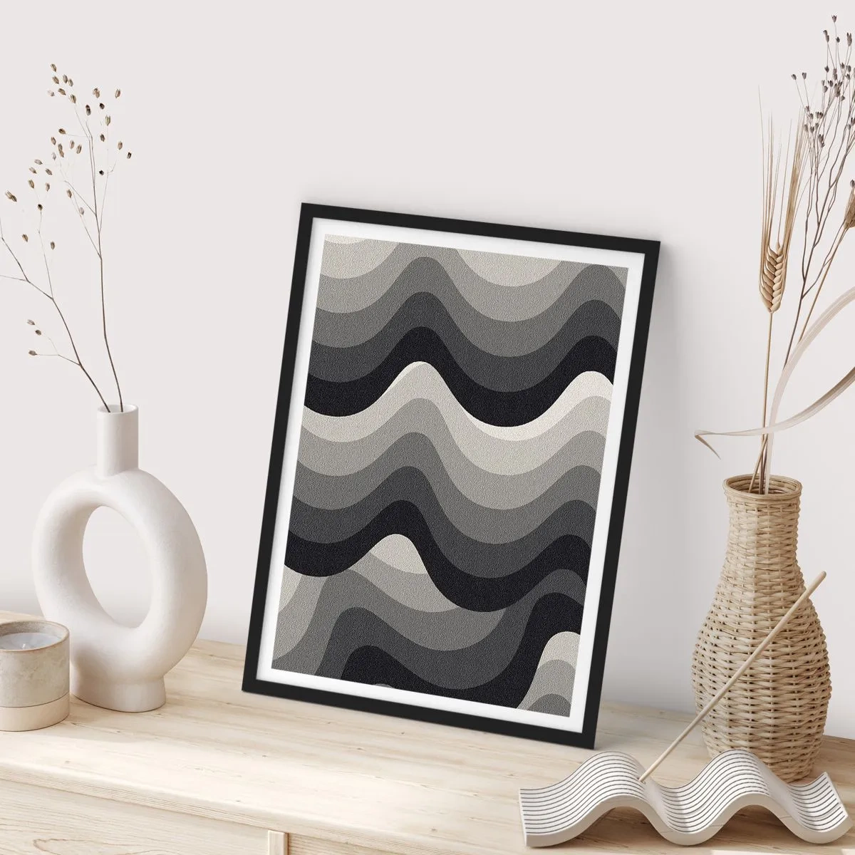 Poszter fehér keretben - Geometriai hullámok fekete és szürke árnyalatokban - 50x70cm - Hullám a hullám után - Modern fali dekoráció nappalihoz és hálószobához ARTTOR