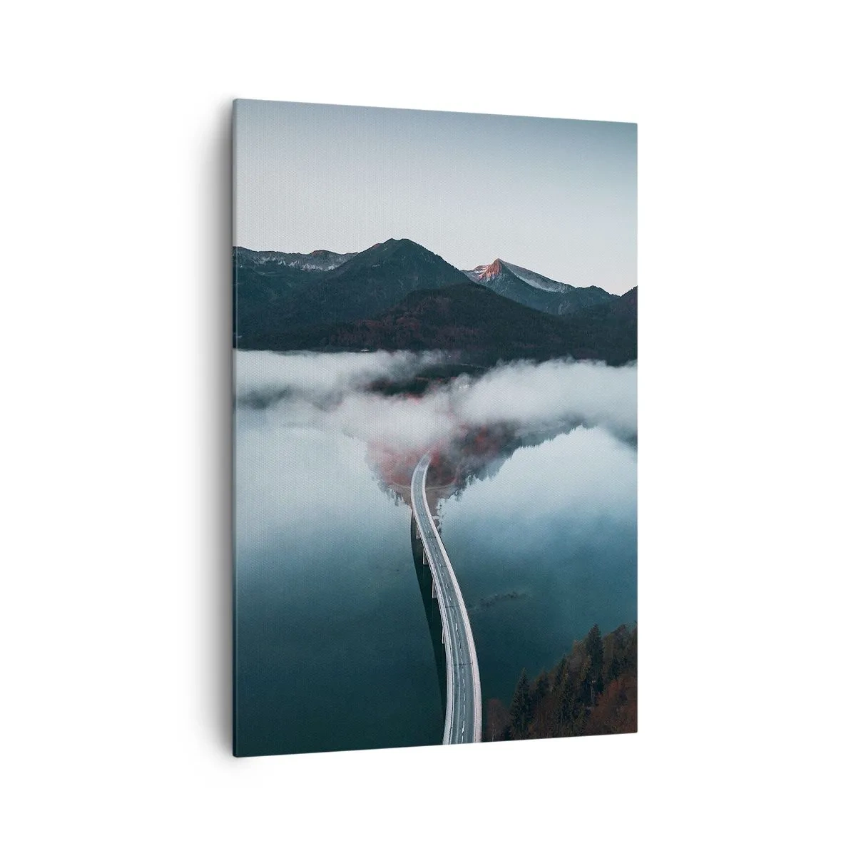 Vászonkép - Tükörsima víz felett - 70x100 cm