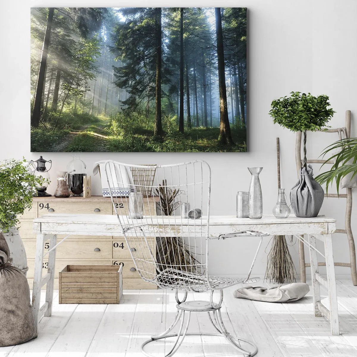 Vászonkép - Egy erdei ösvény, melyet a reggeli nap sugarai világítanak meg - 70x50cm - Sugárzó reggel - Modern fali dekoráció nappalihoz és hálószobához ARTTOR