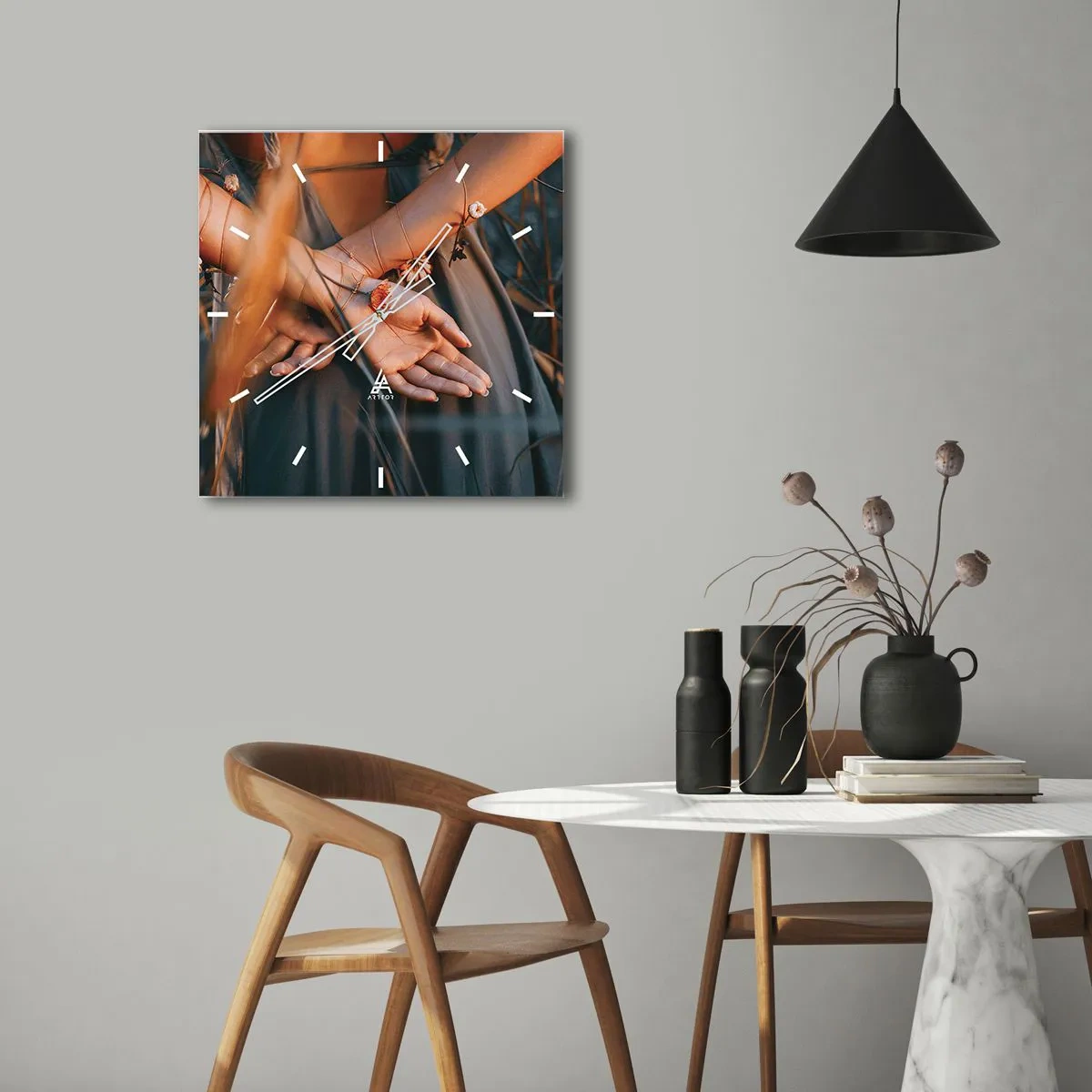 Falióra, Óra - Kapcsolatban a természettel - 30x30 cm