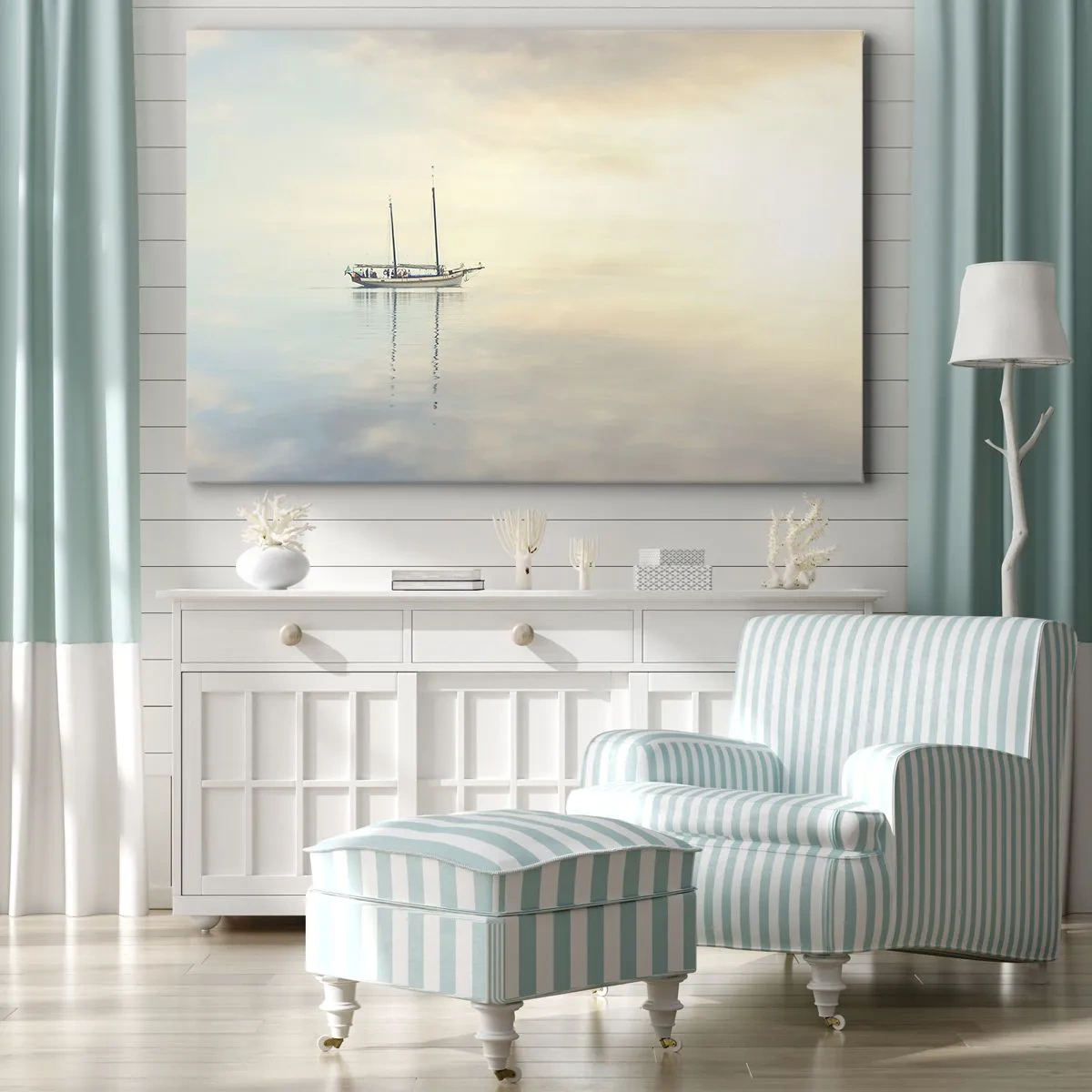 Vászonkép - Egy hajó a nyugodt tengeren, lágy fényben - 70x50cm - A csend tengerében - Modern fali dekoráció nappalihoz és hálószobához ARTTOR