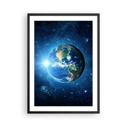 Poszter fehér keretben - A Föld látképe az űrből a csillagok hátterében - 50x70cm - Mennyben vagyunk - Modern fali dekoráció nappalihoz és hálószobához ARTTOR