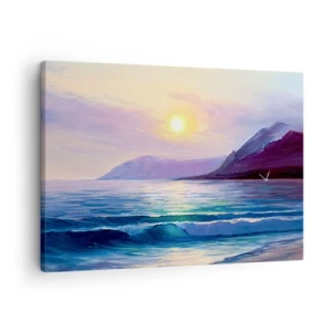 Vászonkép - Festői tengeri tájkép naplementekor hullámokkal és hegyekkel - 70x50cm - Víz és levegő kristály - Modern fali dekoráció nappalihoz és hálószobához ARTTOR