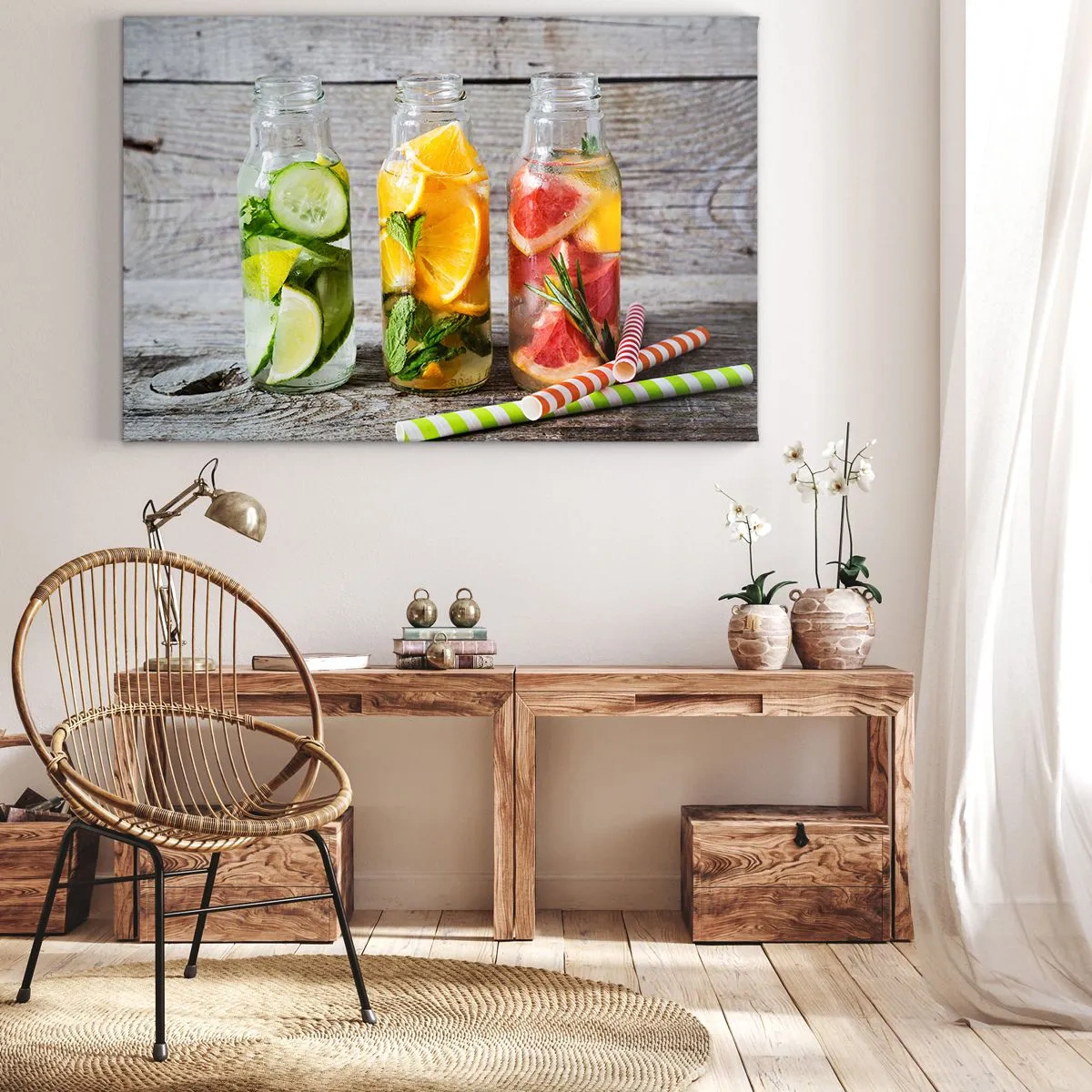 Vászonkép - Üveg gyümölcsvíz és gyógynövények egy fából készült háttéren - 70x50cm - Természeténél fogva egészséges - Modern fali dekoráció nappalihoz és hálószobához ARTTOR