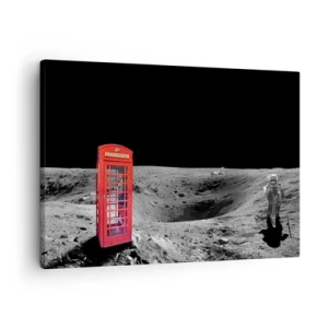 Vászonkép - Piros telefonfülke a Holdon - 70x50cm - Kozmikus vicc - Modern fali dekoráció nappalihoz és hálószobához ARTTOR