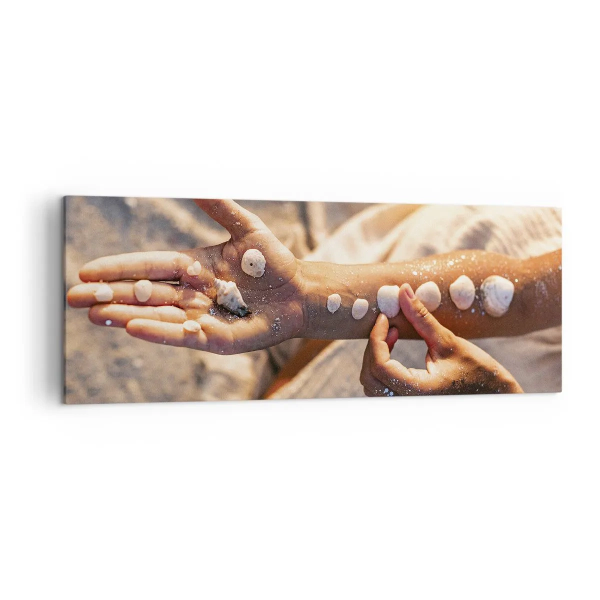 Vászonkép - Szépség egy karnyújtásnyira - 140x50 cm