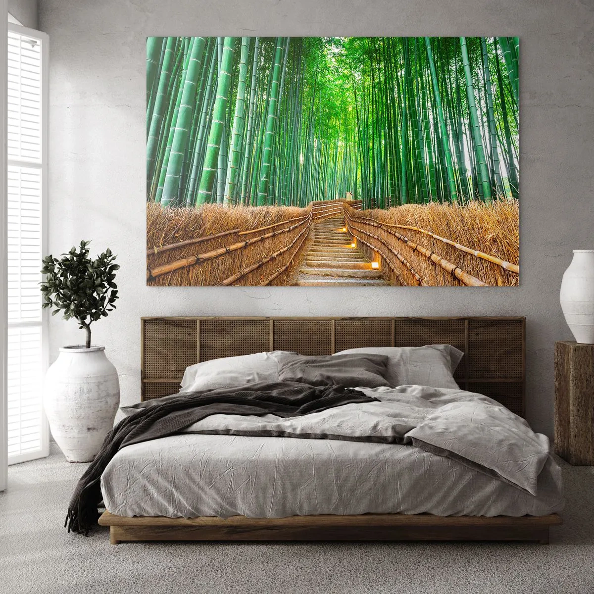 Üveg kép - Egy ösvény a bambuszerdőben, amely a lépcsőn keresztül vezet - 70x50cm - Az ázsiai természet esszenciája - Modern fali dekoráció nappalihoz és hálószobához ARTTOR