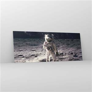 Üveg kép Arttor 100x40 cm - Üdvözlet a Holdról - Absztrakció, Ember A Holdon, Űrhajós, Világegyetem, Hold, A nappaliba, A hálószobába, Fehér, Fekete, Vízszintes, Üveg, GAB100x40-4882